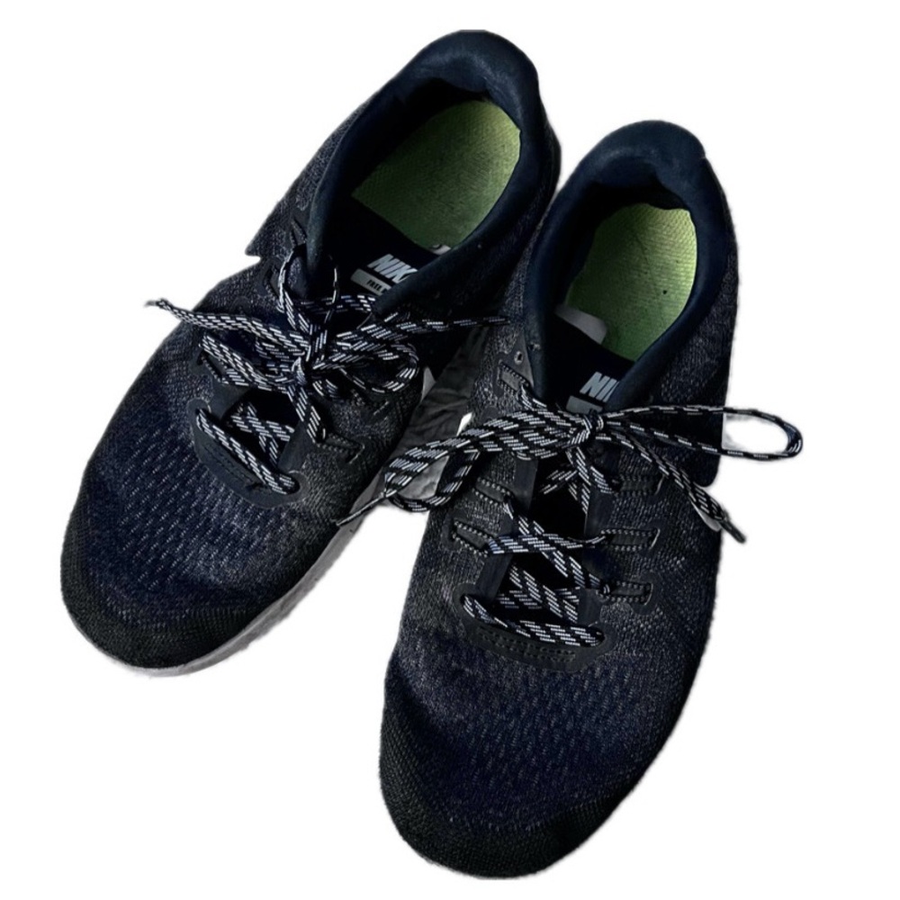 Black Nike Sneakers